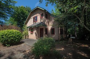 Painter's Lodge