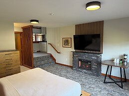 Painter's Lodge