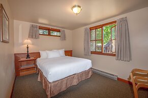 Painter's Lodge