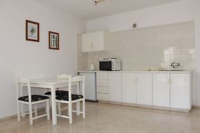 Florea Hotel Apartments