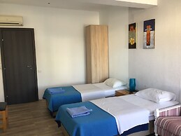 Florea Hotel Apartments