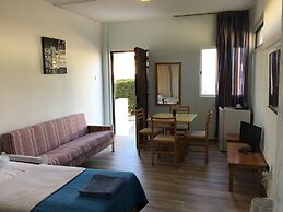 Florea Hotel Apartments