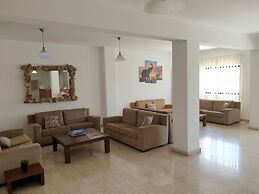Florea Hotel Apartments