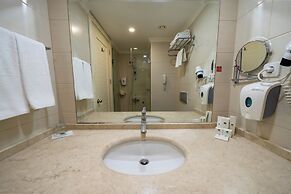 Green Bay Resort & Spa