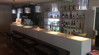 Pearl Hotel