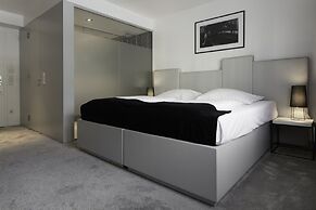 Pearl Hotel
