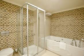 Crystal De Luxe Comfort Collection