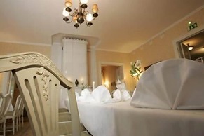 Krapi Hotel