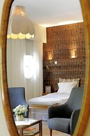Krapi Hotel