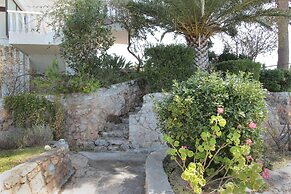 Apollon Apartments