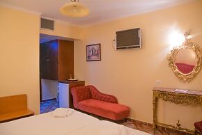 Astoria Hotel