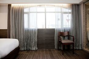 KDM Hotel