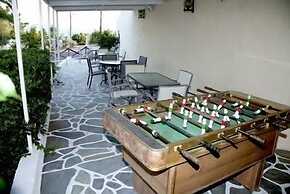 Achlia Hotel