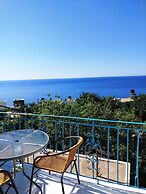 Achlia Hotel