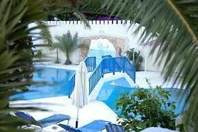 Achlia Hotel