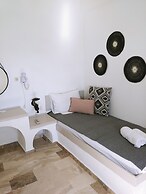 Achlia Hotel