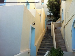Achlia Hotel