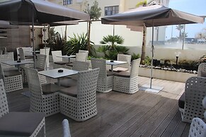 Maçarico Beach Hotel