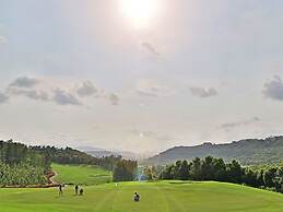 Oxford Golf Resort