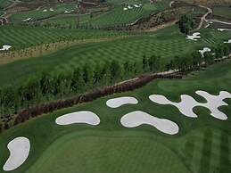 Oxford Golf Resort