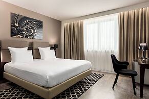 AC Porte Maillot Hotel