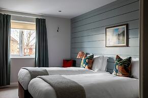 The Bridge Hotel
