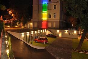 Hostel Link