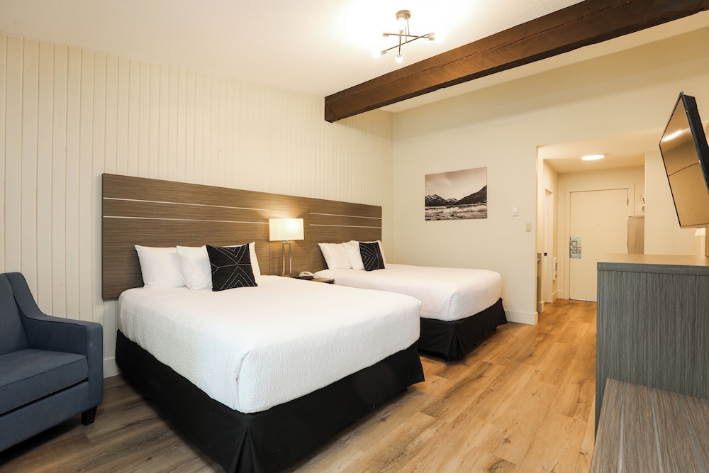 Bayshore Inn & Spa