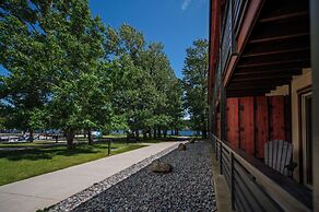Bayshore Inn & Spa