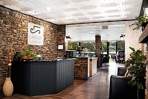 Bayshore Inn & Spa