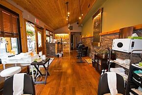 Bayshore Inn & Spa