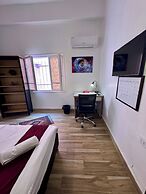The Sydney Hotel