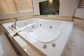 Pharos Hotel