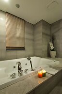 Pharos Hotel