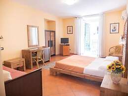 Kalamarina Rooms B&B