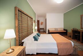 Kalamarina Rooms B&B