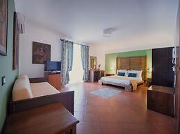 Kalamarina Rooms B&B