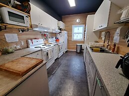 Auberge Jeunesse LouLou's Backpacker Hostel