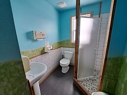 Auberge Jeunesse LouLou's Backpacker Hostel