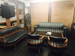 Skylink Suites