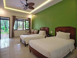 Lăng Cô Beach Resort