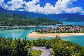 Lăng Cô Beach Resort