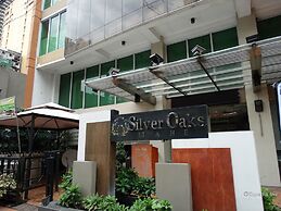 Silver Oaks Suite Hotel