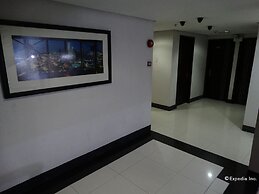 Silver Oaks Suite Hotel