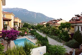 Perdikia Hill