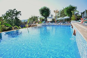 Perdikia Hill