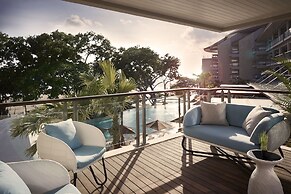 Double-Six Luxury Hotel