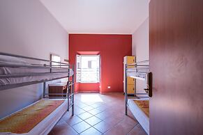Alessandro Palace & Bar - Hostel