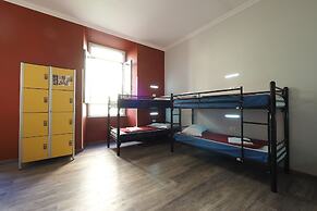Alessandro Palace & Bar - Hostel