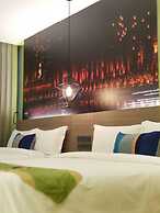 Bizotel Premier Hotel & Residence